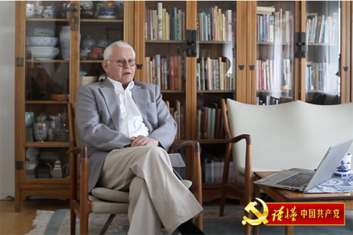 丹麦前驻华外交官曹伯义2.png